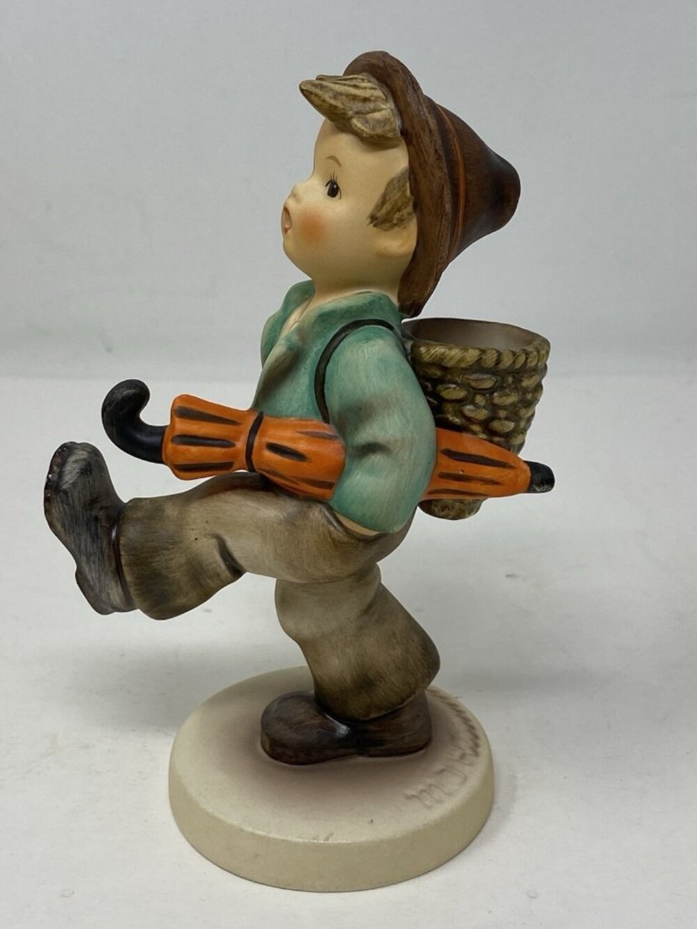 Goebel Hummel Globe Trotter # 79 Signed Figurine 1960s W Germany TMK4 Boy